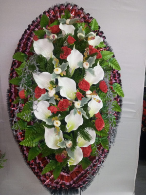 Венок с каллами